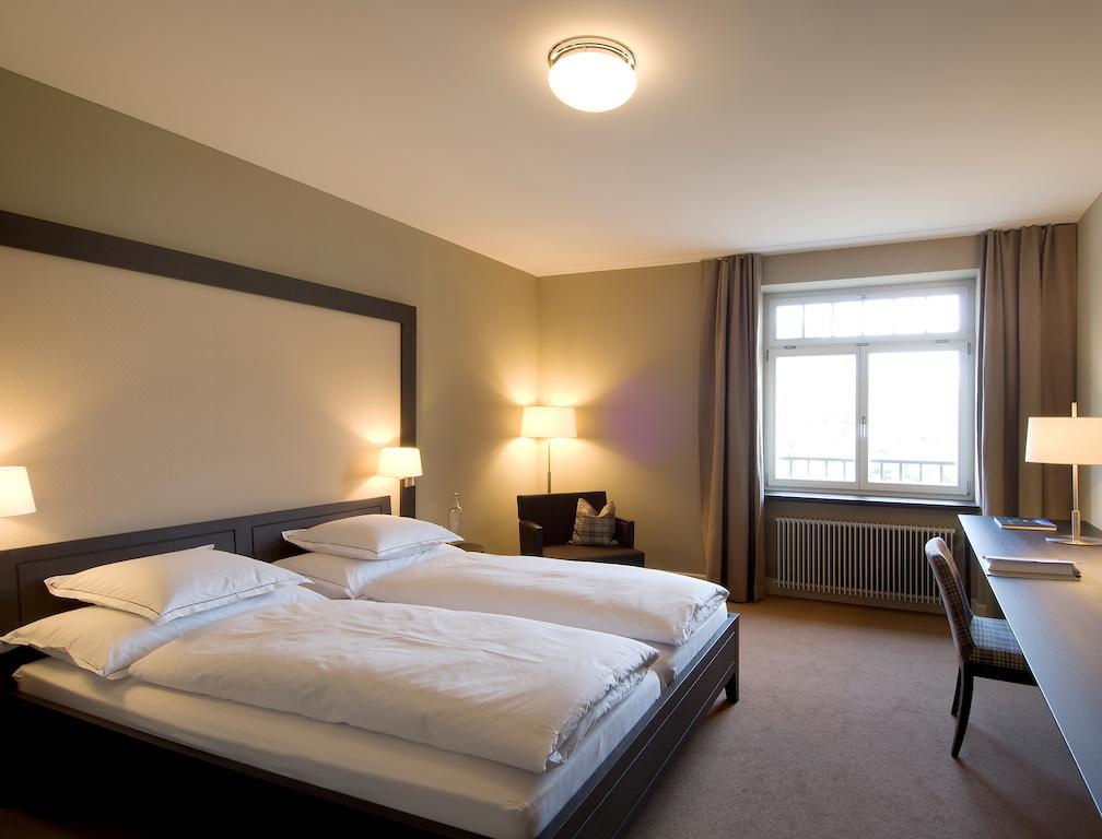 Historisches Alpinhotel Гримзел Хоспиц Стая снимка